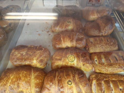 Donut Shop «Alvernon Donut Shop», reviews and photos, 1450 S Alvernon Way, Tucson, AZ 85711, USA