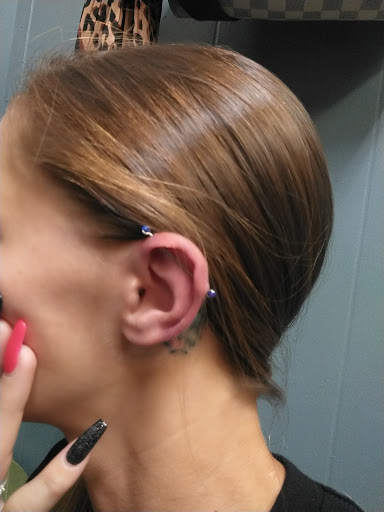 Tattoo Shop «Red Room Tattoo», reviews and photos, 231 Nord Ave, Chico, CA 95928, USA