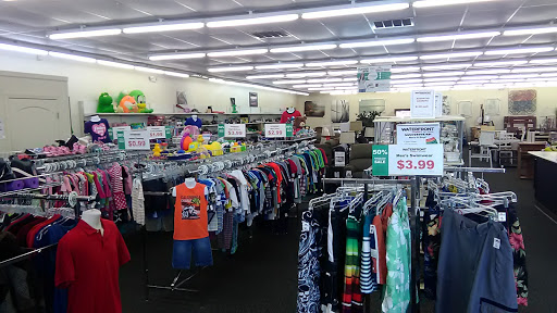 Thrift Store «Waterfront Rescue Mission Thrift Store», reviews and photos, 4376 Gulf Breeze Pkwy, Gulf Breeze, FL 32563, USA