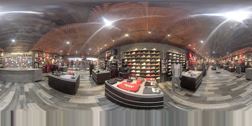 Clothing Store «Top Fashion», reviews and photos, 54 W Lake St, Addison, IL 60101, USA