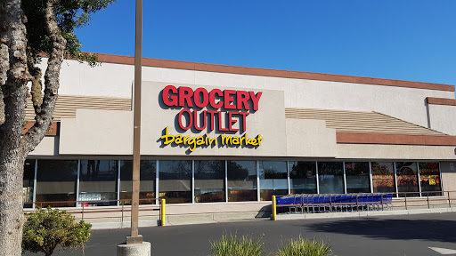 Grocery Outlet Bargain Market, 1125 W Main St, Merced, CA 95340, USA, 