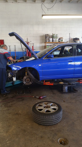 Auto Repair Shop «Fullerton Auto Repair Clinic & Body Shop», reviews and photos, 148 Lloyd Ave, Fullerton, CA 92833, USA