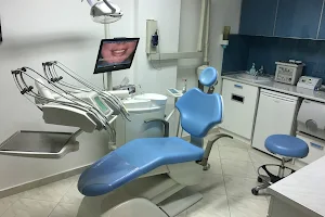 Καλαμπαλίκης Ευθύμιος Οδοντίατρος image