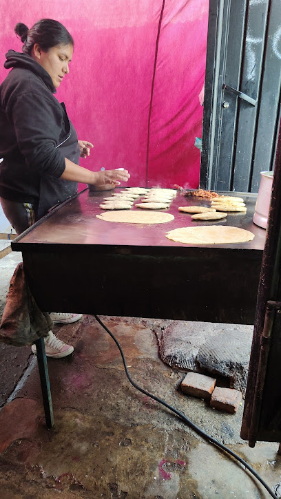 Antojitos Kary - Calle Av Juárez 15, Francisco Sarabia, 90207 Calpulalpan, Tlax., Mexico