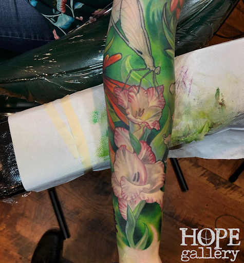 Tattoo Shop «Hope Gallery Tattoo», reviews and photos, 835 Woodward Ave, New Haven, CT 06512, USA