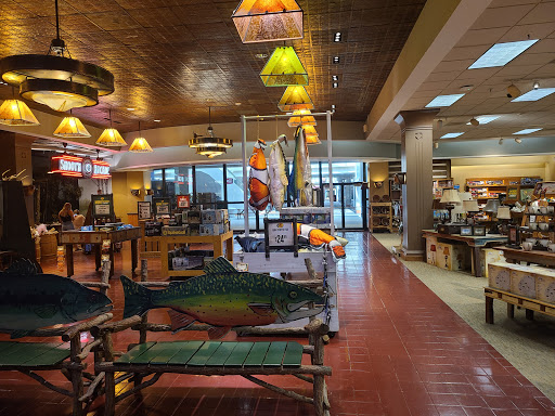 Sporting Goods Store «Bass Pro Shops», reviews and photos, 300 Cincinnati Mills Dr, Cincinnati, OH 45240, USA