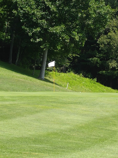 Golf Club «Grassy Creek Golf & Country Club», reviews and photos, 2360 Swiss Pine Lake Dr, Spruce Pine, NC 28777, USA