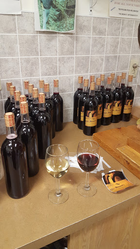 Winery «Buckeye Winery», reviews and photos, 25 N 3rd St, Newark, OH 43055, USA