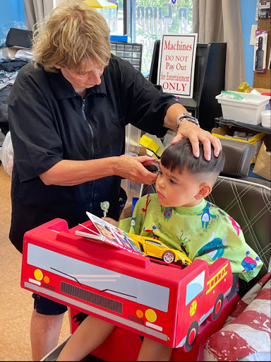 Barber Shop «Three Jays Barber Shop», reviews and photos, 41 Granny Rd, Farmingville, NY 11738, USA