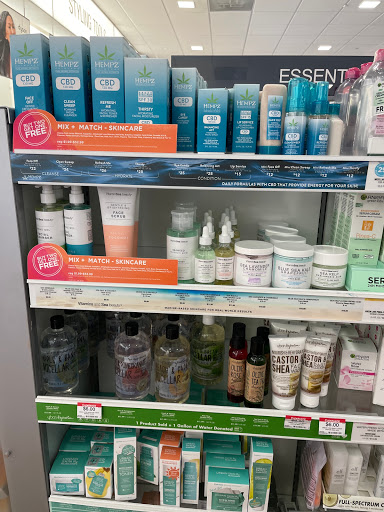 Hair Salon «Ulta Beauty», reviews and photos, 423 21st St, Vero Beach, FL 32960, USA