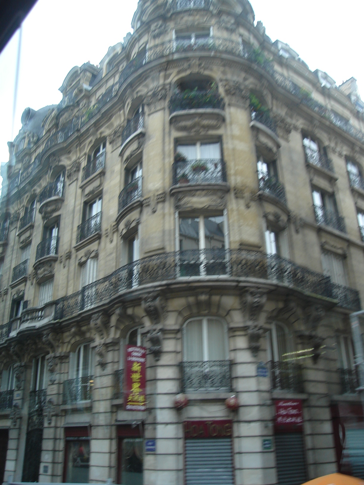 Photo n° 3 de l'avis de TEY.C fait le 18/03/2019 à 01:34