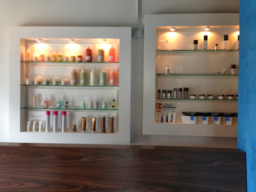 Beauty Salon «Rivaage Salon & Medi-Spa», reviews and photos, 8296 160th Ave NE #110, Redmond, WA 98052, USA