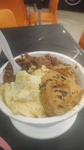 Cumbre Nevada San Lorenzo 702 - Ice cream shop en San Lorenzo