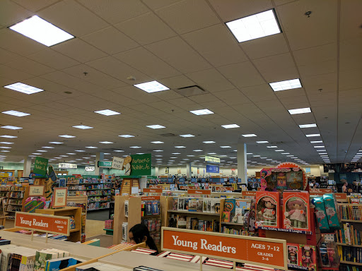 Book Store «Barnes & Noble», reviews and photos, 1315 E Gladstone St, Glendora, CA 91740, USA