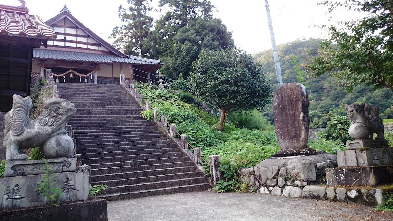 亀尾山神社