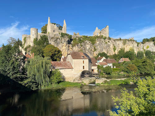 attractions Forteresse d'Angles-sur-l'Anglin Angles-sur-l'Anglin