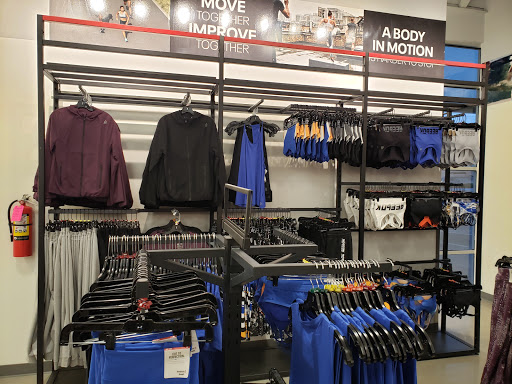 Shoe Store «Reebok Outlet», reviews and photos, 6974 Gateway Blvd E, El Paso, TX 79915, USA