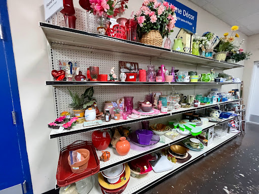 Thrift Store «Goodwill Retail & Donation Center», reviews and photos