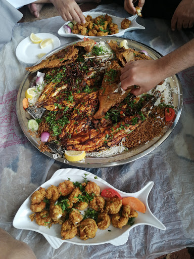 مطاعم بحريات خليجي للأسماك الطازجة 