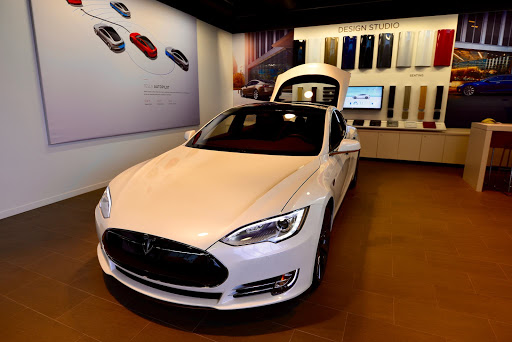 Tesla showroom Hayward