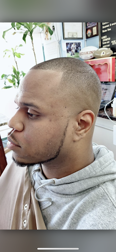 Barber Shop «Lorton Barber Shop», reviews and photos, 8220 Gunston Corner Ln, Lorton, VA 22079, USA