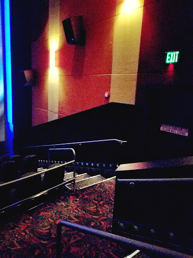 Movie Theater «Regal Cinemas Stonefield 14 & IMAX», reviews and photos, 1954 Swanson Dr, Charlottesville, VA 22901, USA
