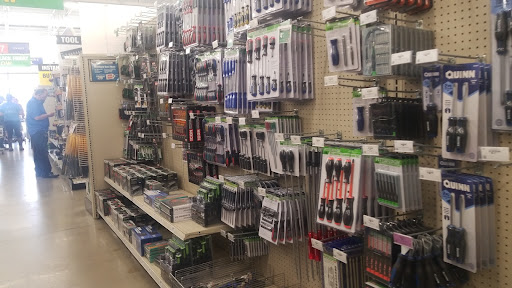 Hardware Store «Harbor Freight Tools», reviews and photos, 1460 Main St, Hamilton, OH 45013, USA
