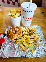 Photo n°111 de Five Guys à Saint-Herblain ()