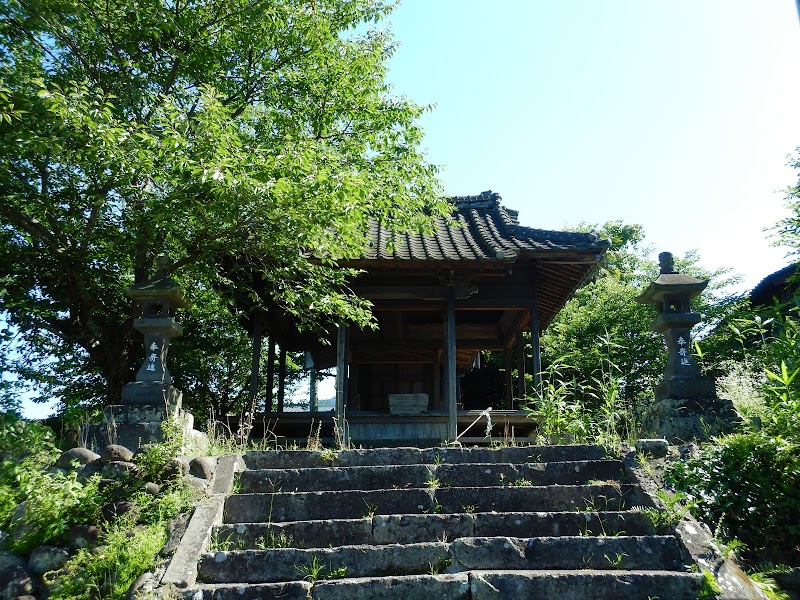 谷川八剱神社