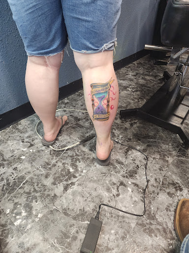 Explore hawaiian tattoo ideas for men, creative tattoo ideas in Yankton, available at Exquisite Ink