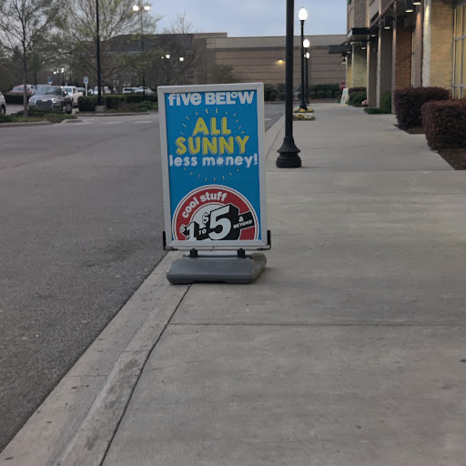 Variety Store «Five Below», reviews and photos, 217 Indian Lake Blvd, Hendersonville, TN 37075, USA
