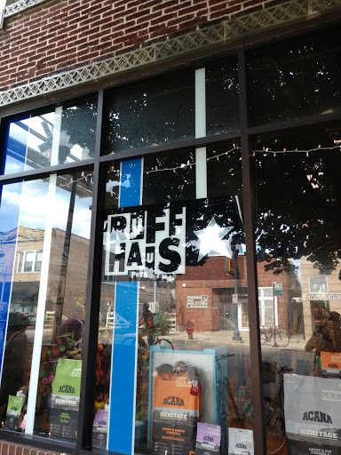 Pet Supply Store «Ruff Haus Pets», reviews and photos, 4652 N Rockwell St, Chicago, IL 60625, USA