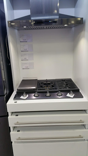 Electronics Store «Best Buy», reviews and photos, 1795 County Rd D E, Maplewood, MN 55109, USA