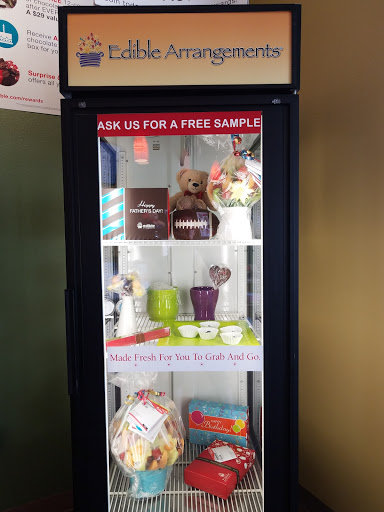 Gift Shop «Edible Arrangements», reviews and photos, 6617 E Mill Plain Blvd, Vancouver, WA 98661, USA