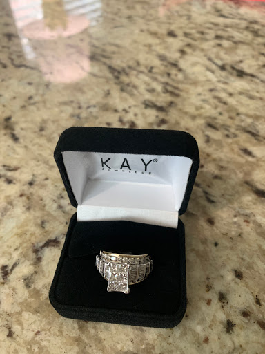 Jewelry Store «Kay Jewelers», reviews and photos, 1901 Northwest Expy Suite 2026A, Oklahoma City, OK 73118, USA