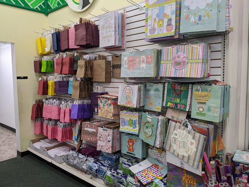 Dollar Store «Dollar Tree», reviews and photos, 2465 E Chapman Ave, Fullerton, CA 92831, USA