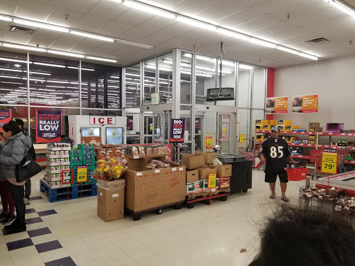 Grocery Store «Save-A-Lot», reviews and photos, 5007 Ritchie Hwy, Brooklyn Park, MD 21225, USA