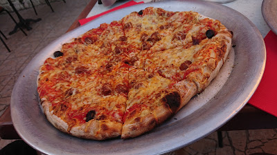 La Pizz' à Lino à Marseille
