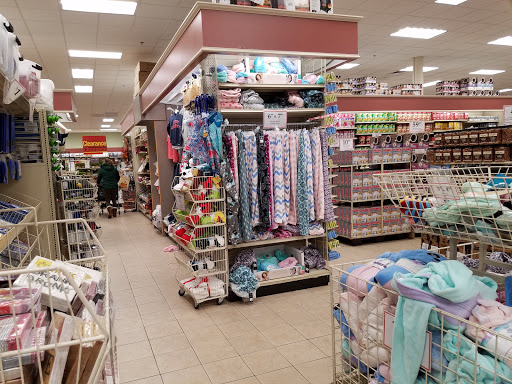 Home Goods Store «Christmas Tree Shops», reviews and photos, 100 Trotters Way, Freehold, NJ 07728, USA