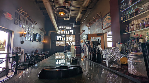 Cigar Shop «Puffs-n-Stuff Cigars and Bar», reviews and photos, 6302 Robinson Centre Drive, Pittsburgh, PA 15205, USA