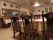 Atmosphère du Restaurant chinois Le Mandarin à Saint-Hilaire-de-Brethmas - n°1