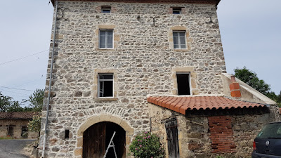 SAS HD FACADES à Saint-Rémy-de-Chargnat
