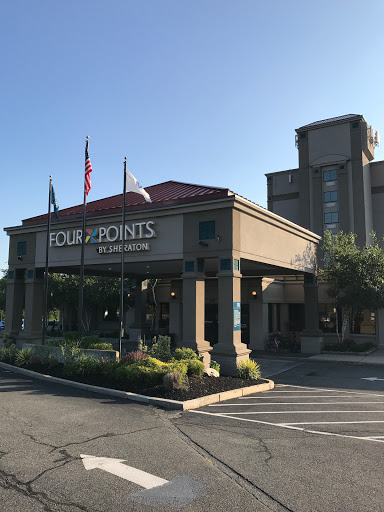 Northgate Shopping Center, 300 Squire Rd, Revere, MA 02151, USA, 