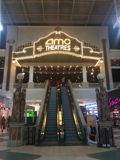 Shopping Mall «Easton Town Center», reviews and photos, 160 Easton Town Center, Columbus, OH 43219, USA