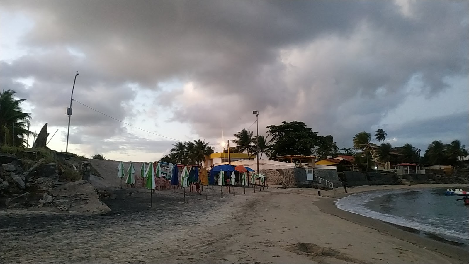 Φωτογραφία του Praia de Filemon παροχές περιοχής