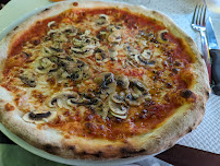 Pizza du Restaurant italien Four Saisons à Paris - n°3