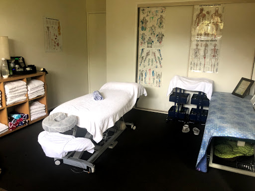 Sandy Massage Buderim - Pregnancy; Traditional Chinese Cupping; 23 years Qualified