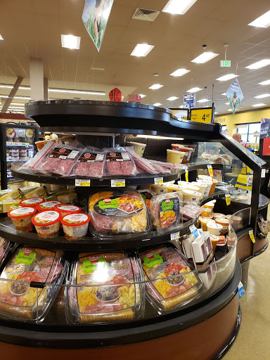 Grocery Store «Safeway», reviews and photos, 525 El Camino Real, Millbrae, CA 94030, USA