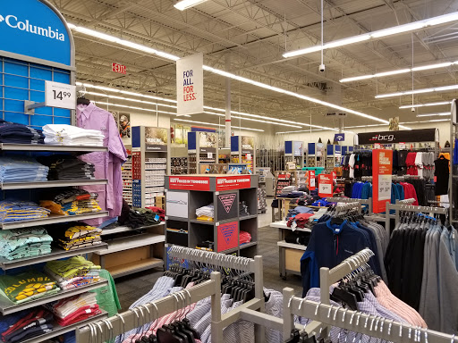 Sporting Goods Store «Academy Sports + Outdoors», reviews and photos, 130 S Hampton Pl, Clarksville, TN 37040, USA