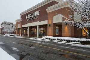 Barnes & Noble image